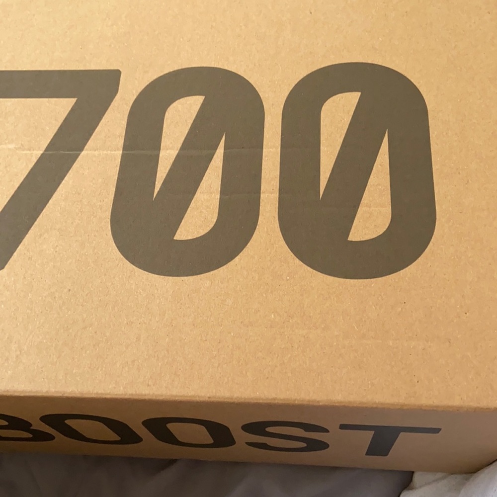 yeezys shoes , I never wore them FRESH out the box